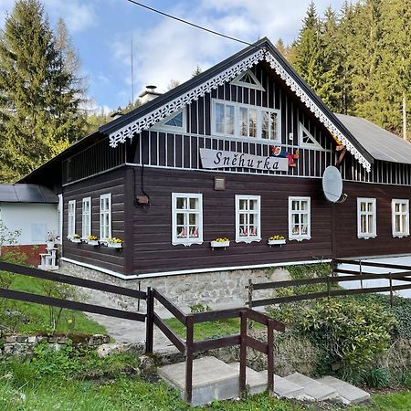Chalupa Snehurka Polubny Exteriér fotografie